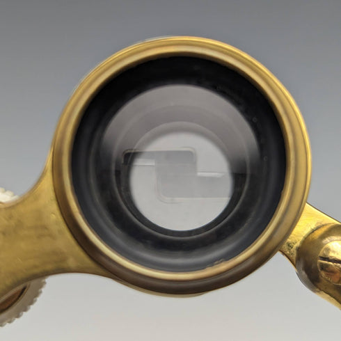 Opera glasses with French vintage white mother of pearl decoration handle IRIS PARIS